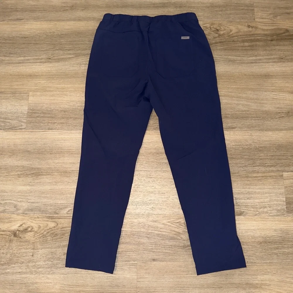 Figs Mens Technical Comfort Scrub Pants Navy Blue Small Short M22WW2003S